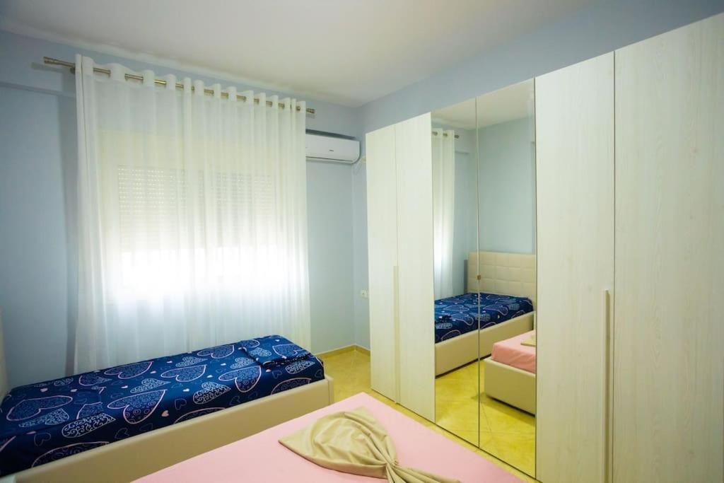 Apartment In Vlore Kejvi Exteriör bild